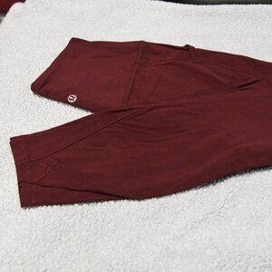 Lululemon Align with pockets 23" sz6